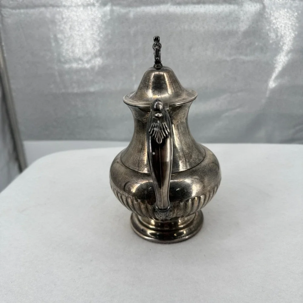 Oneida Silver Plate Coffee Pot Melon Ribbed Ornate Victorian Style USA Made